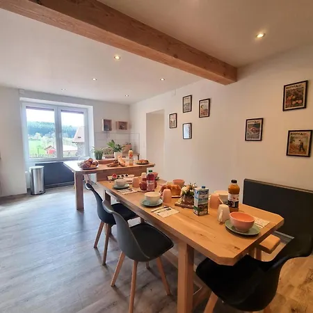 Familial En Pierres Avec Jardin Et Animaux Acceptes - Fr-1-496-317 *