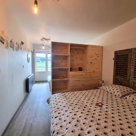 Holiday home Familial En Pierres Avec Jardin Et Animaux Acceptes - Fr-1-496-317